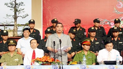 Ông Lê Hồng Anh thăm và chúc Tết Trung đoàn Cảnh sát cơ động Tây Nam bộ  - ảnh 1